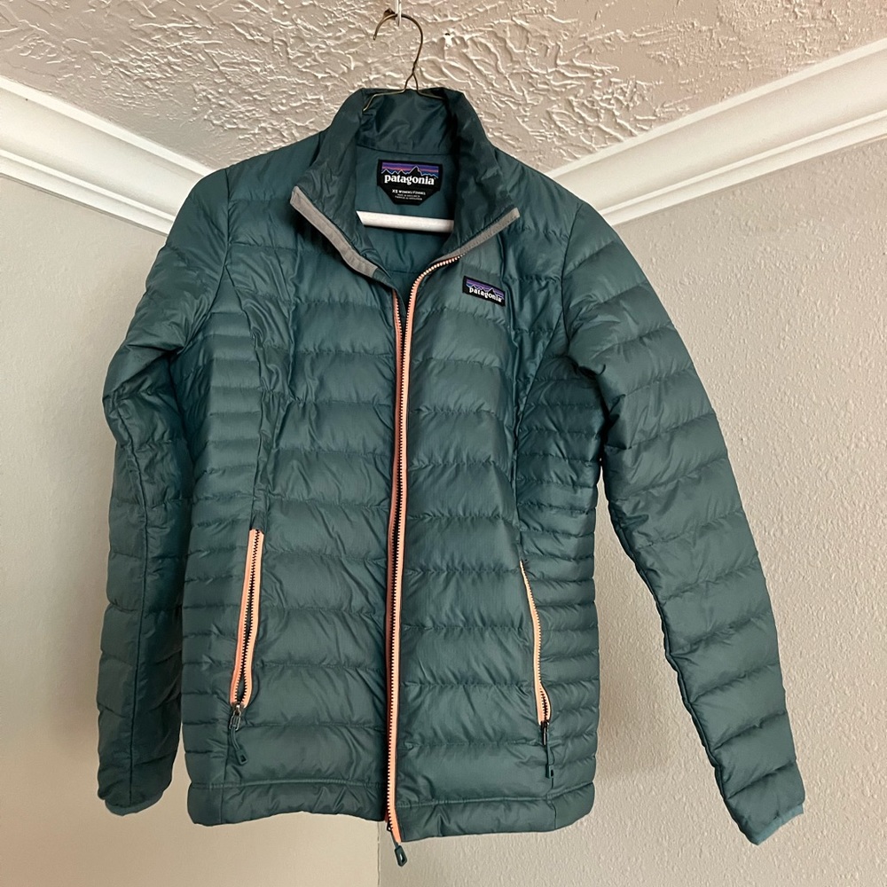 XS Patagonia Turquoise Down Sweater